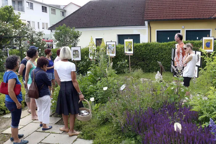 Die beiden bezaubernden "Kräuterhexen" Manuela Schweinzer...