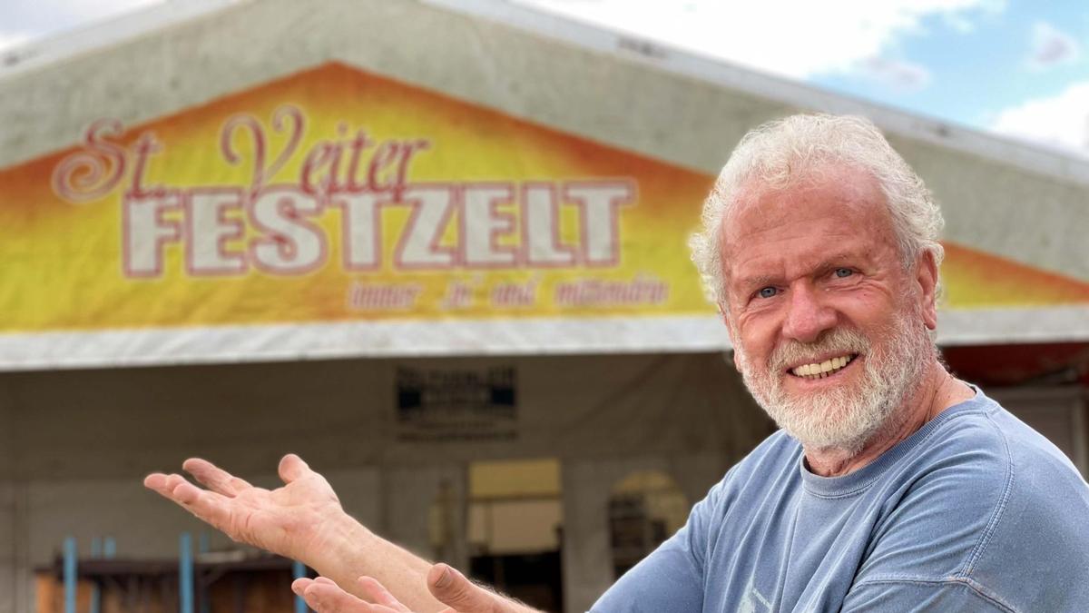 Walter Motschiunig serviert seit 46 Jahren Marktvergnügen im St. Veiter Festzelt