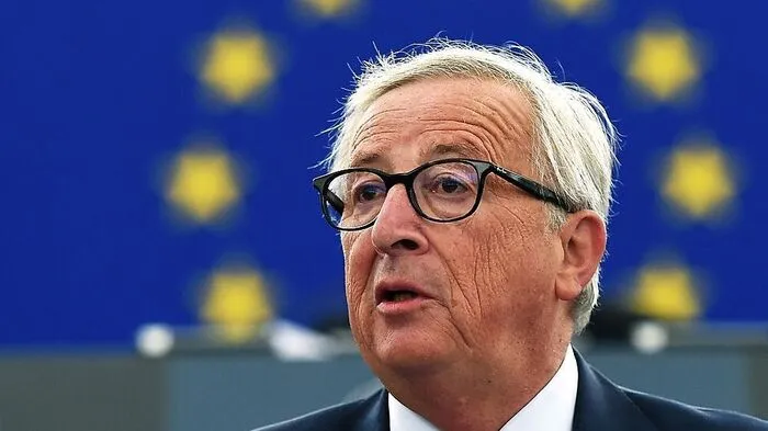 Ob als Premier von Luxemburg, Chef der Eurogruppe oder Kommissionspräsident: Jean-Claude Juncker, der 2019 sein Amt abgibt, gilt als alter Fuchs und gewiefter Verhandler, der die Menschenwürde nicht vergisst.