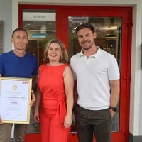 Das Familienunternehmen Pletz Installationstechnik: Firmenchef Franz Pletz, seine Frau Andrea Pletz und Sohn Kevin Pletz (von links) 