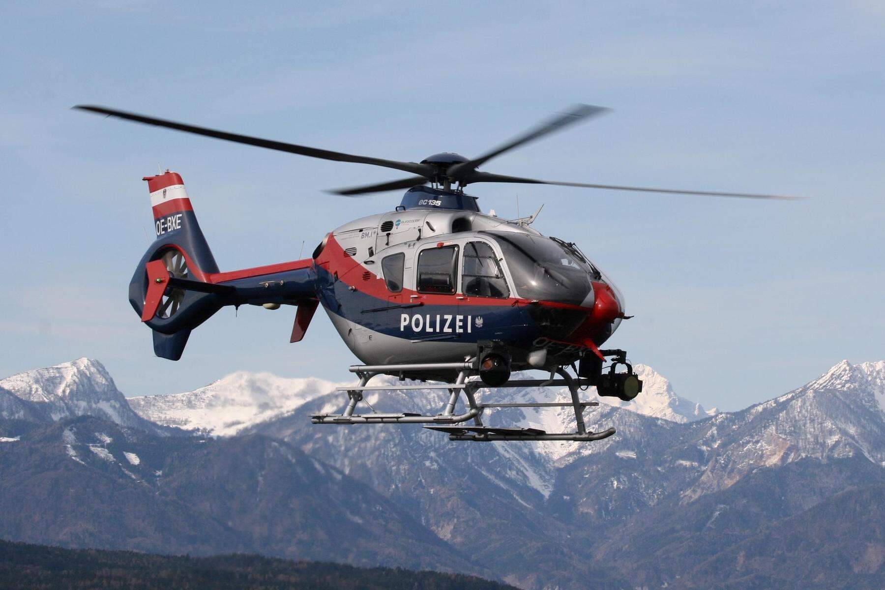 Bei Wanderung verlaufen: Urlauberpaar musste in Kärnten von Hubschrauber gerettet werden  