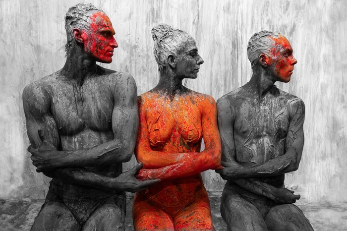 Artist: Agnieszka Glinska Exhibiton