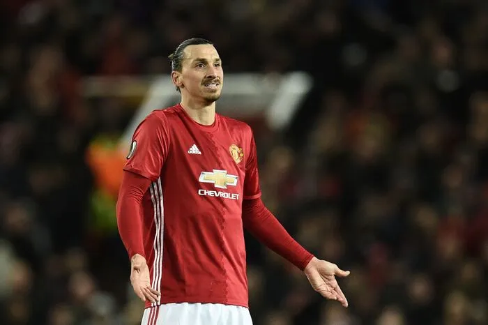Zlatan Ibrahimovic: Egal wo der Schwede spielt - er trifft. Mit 35 Jahren bei Manchester United. Es ist denkbar, dass Manchester United alles dafür tut, den Vertrag mit dem Stürmer zu verlängern. Das wird aber nur gelingen, wenn Zlatan will. Fast jeder Verein würde ihn wohl unter Vertrag nehmen.