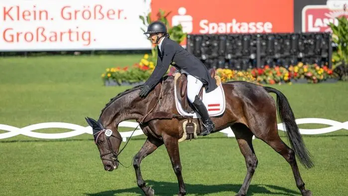 Katrin Khoddam Hazrati mit „Renegade“ bei der Reit-WM in Aachen 