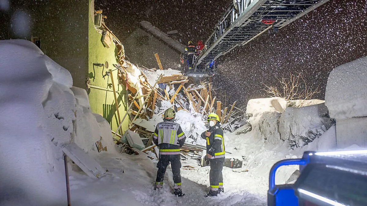 In Lienz ist eine Halle eingestürzt