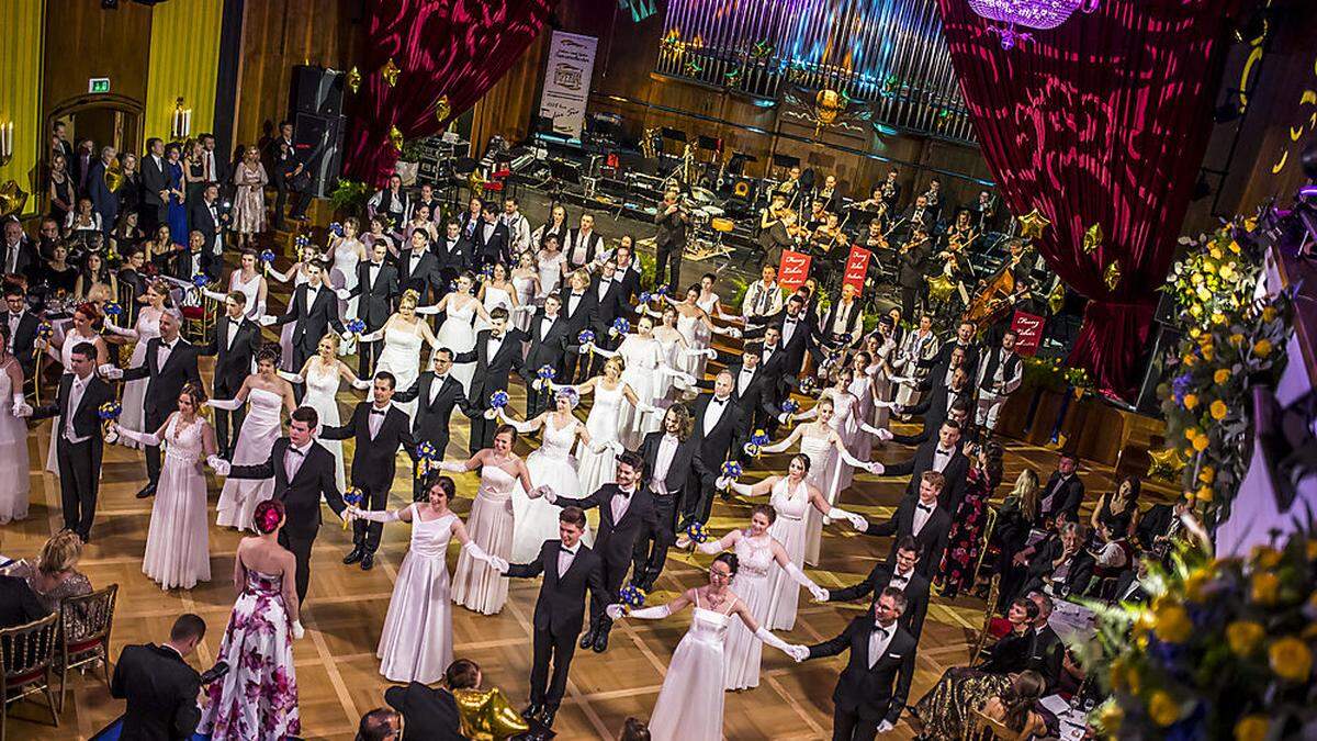 Am zweiten Klagenfurter Stadtball gab es Kritik.