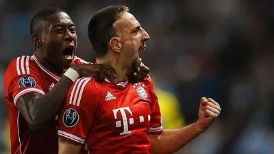 David Alaba (links) und Franck Ribery schlafen und trainieren in Villach 