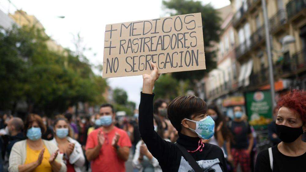 Madrilenen protestieren gegen die Corona-Maßnahmen