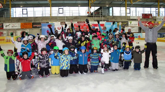 „Sumiday!@School on Ice“: Unter diesem Motto wurden am 13. Jänner Schüler aufs Eis der Aichfeldhalle Zeltweg geladen.