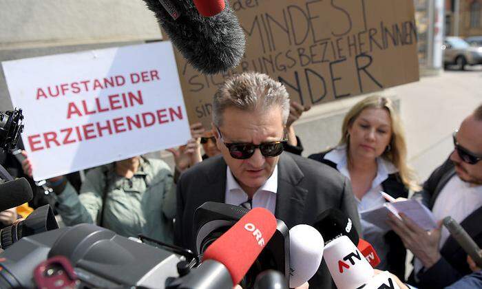 Wiens Stadtrat Peter Hacker führt die Front der SP-Sozialpolitiker gegen die Sozialhilfe Neu an