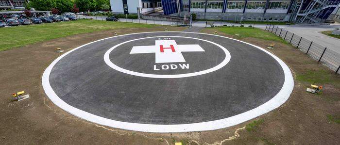 Der um 200.000 Euro sanierte Hubschrauber-Landeplatz beim LKH Weiz