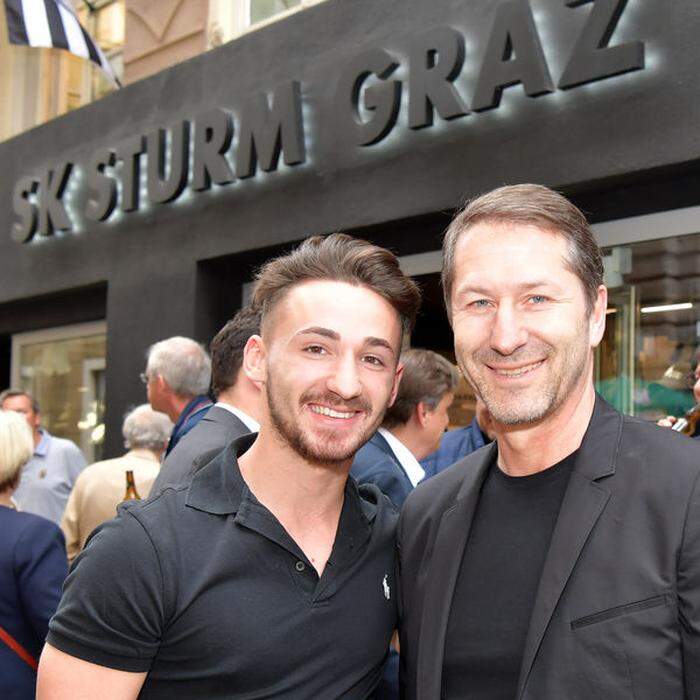 Donis Avdijaj und Franco Foda bei der Buchpräsentation in Graz im Sturm-Shop