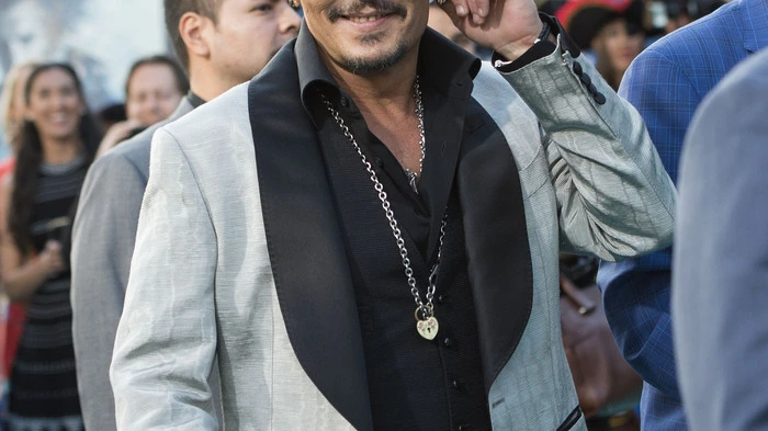Johnny Depp alias Kapitän Jack Sparrow zieht bereits zum fünften Mal seine Piratenstiefel an. "Pirates of the Caribbean: Salazars Rache" dürfte, wie schon die Teile der Reihe davor, ein Kassenmagnet werden. Dementsprechend ...
