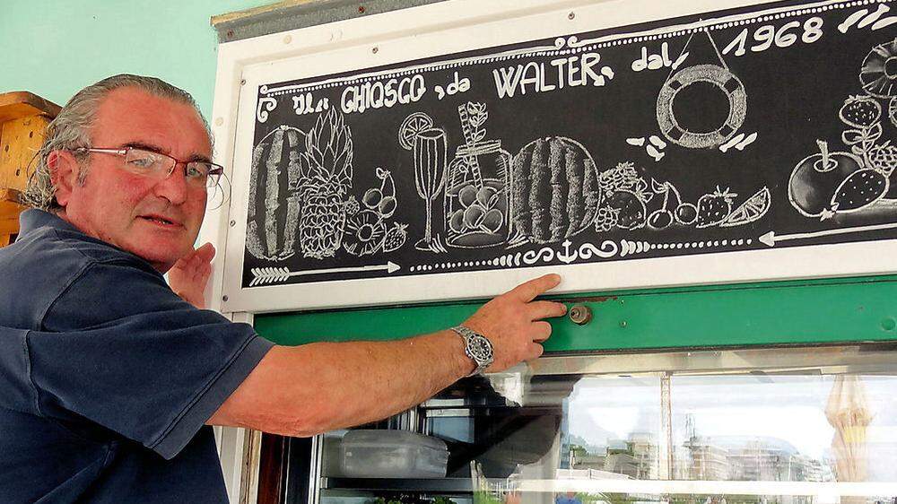 Walter Pavan betreibt seinen Kiosk am Lido in Jesolo seit 50 Jahren	
