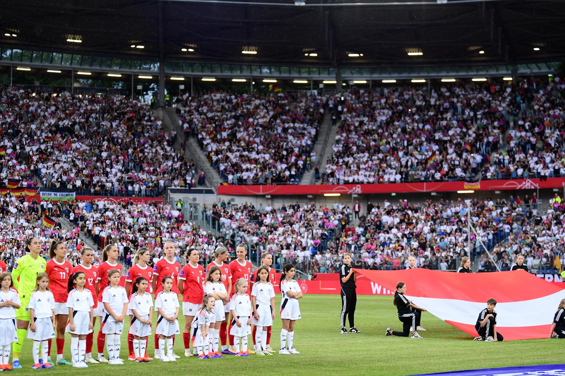 EM-Qualifikation: Österreichs Frauen hatten vor 45.000 Fans nichts zu melden