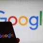 Bereit im Februar erntete Google Spott wegen eines KI-Programms