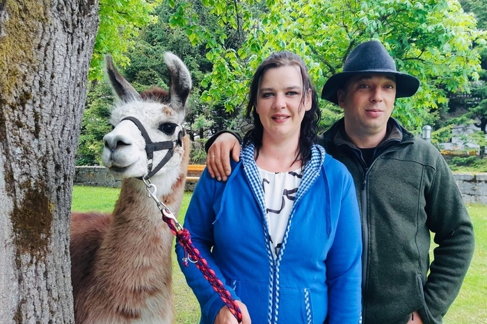 Seit Kurzem haben Groß und Klein, Jung und Alt die Möglichkeit mit den „Tauern-Lamas“ von Familie Glantschnig Wanderungen zu machen. 