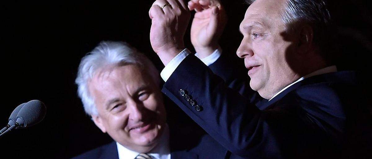Viktor Orbán in der Wahlnacht seines Triumphes