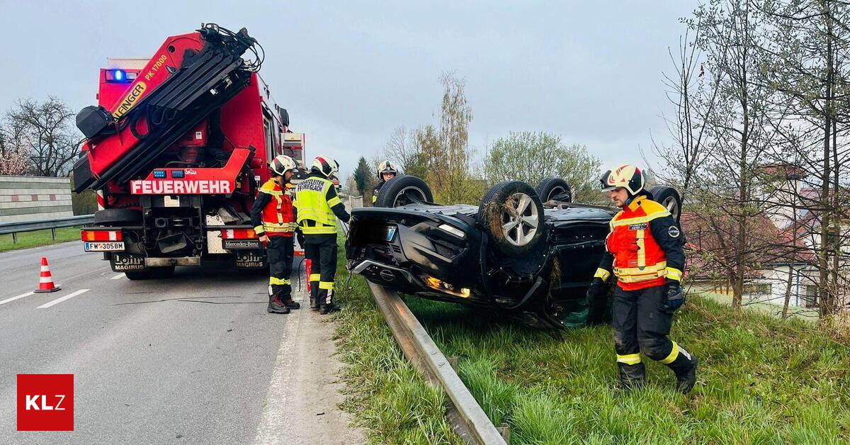In-Krieglach-Pkw-blieb-nach-Kollision-und-mehrfachem-berschlag-am-Dach-liegen