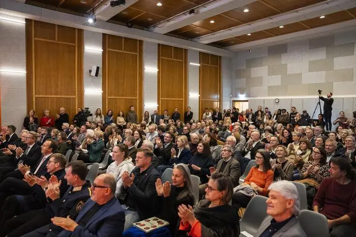 Unter den Gratulanten waren LH Christopher Drexler, Landesrat Karlheinz Kornhäusl, Polizeichef Gerald Ortner, die Grazer Stadträte Robert Krotzer und Kurt Hohensinner u. v.  a. 