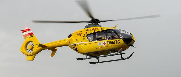 Zwei österreichische Hubschrauber halfen bei der Bergung der slowenischen Alpinpolizisten