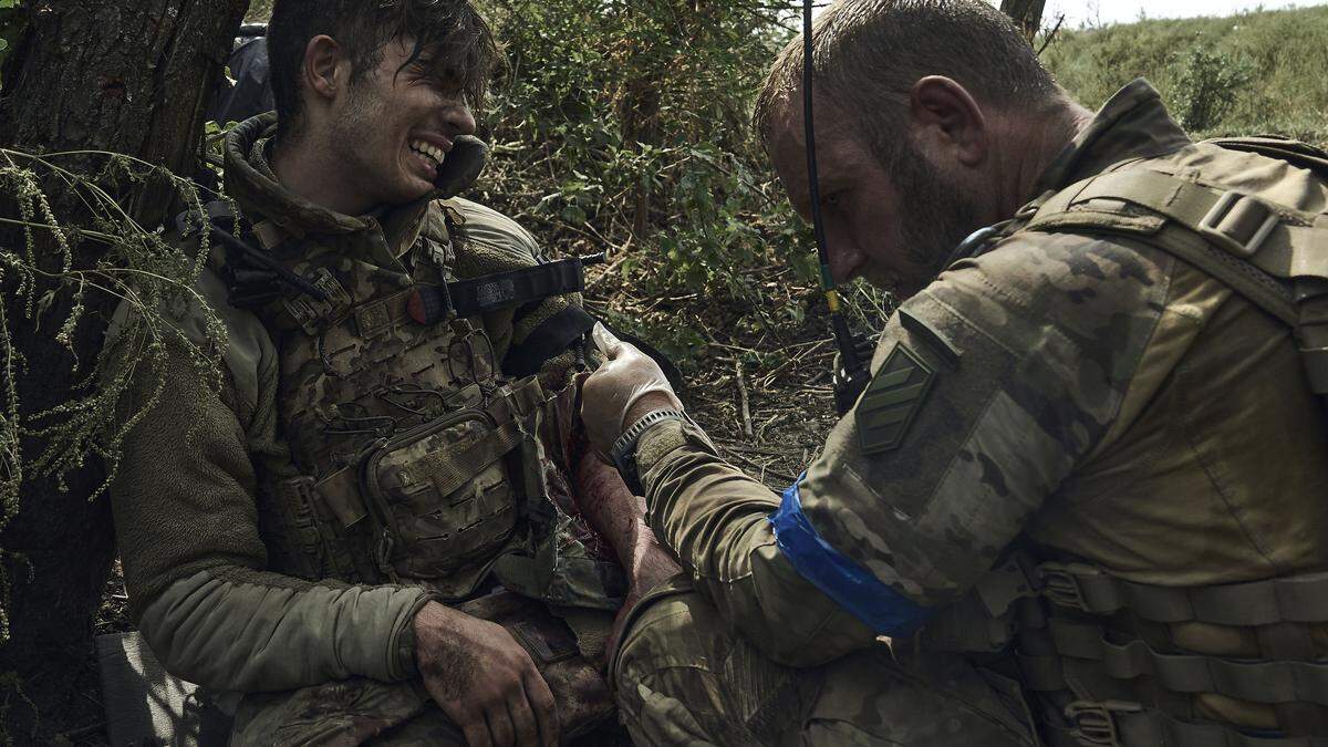 Die Soldaten im Krieg erleben unbeschreibliches Leid - auf  beiden Seiten