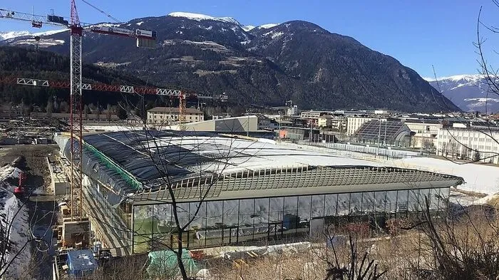Ist die "New Wolves Arena" ein neuer Standort in der ICE Hockey League?