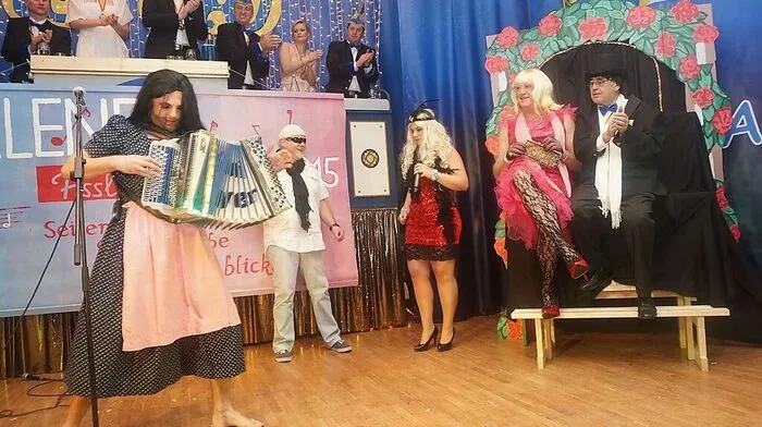 Fröhliches Narrentreiben