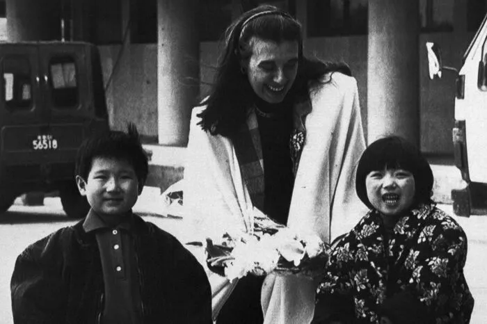 Der 25. April 1988 war der wohl bedeutendste Tag in Biagiottis Karriere: In Peking führten 30 Chinesinnen 125 Kleider der Biagiotti-Geschichte vor und ihre Kollektion der edlen Materialien wurde weltbekannt.