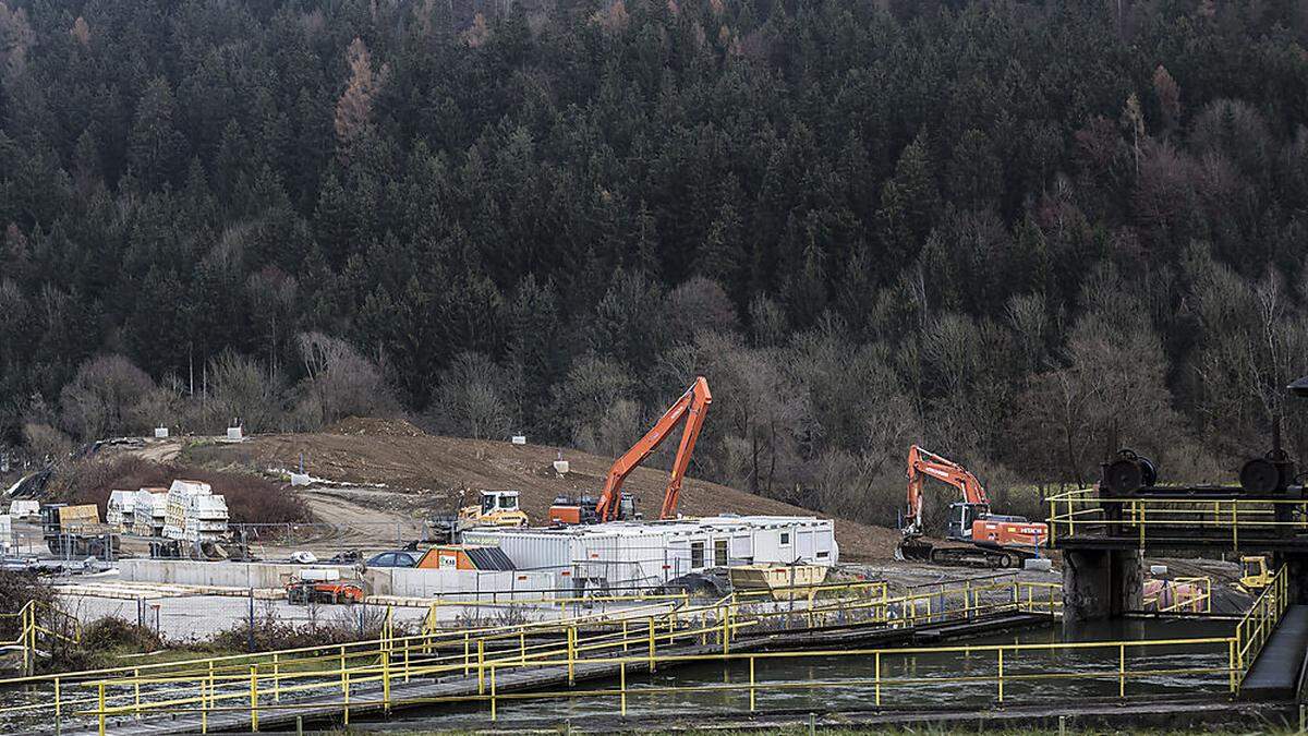 Die Donau Chemie-Deponie wird derzeit &quot;versiegelt&quot;