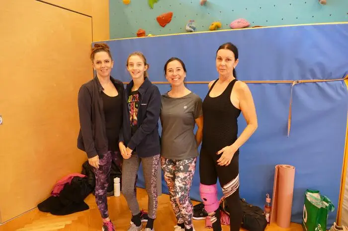 Den Teilnehmerinnen und Teilnehmern standen zahlreiche Fitnessangebote zur Verfügung: von Zumba und Inside Flow Yoga bis hin zu Kickbox-Workouts und „Fit and Funky“. Geboten wurde auch ein spezielles Kinderprogramm, bei dem Maturantinnen der Bafep Judenburg unterstützend tätig waren.