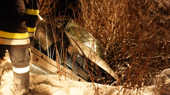 Auf der niederösterreichischen B25 ist es am Samstagabend zwischen Lassing und Göstling zu einem schweren Unfall gekommen.