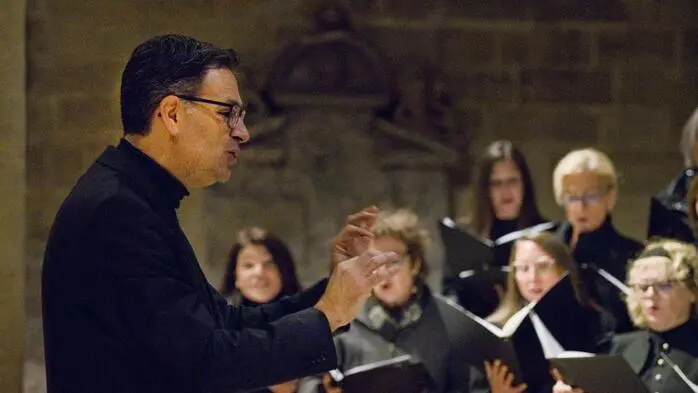 Chorklänge erfüllten am Samstag die Basilika Seckau, als der Projektchor Murtal unter der Leitung von Thomas Held ein anspruchsvolles A-cappella-Programm darbot. 