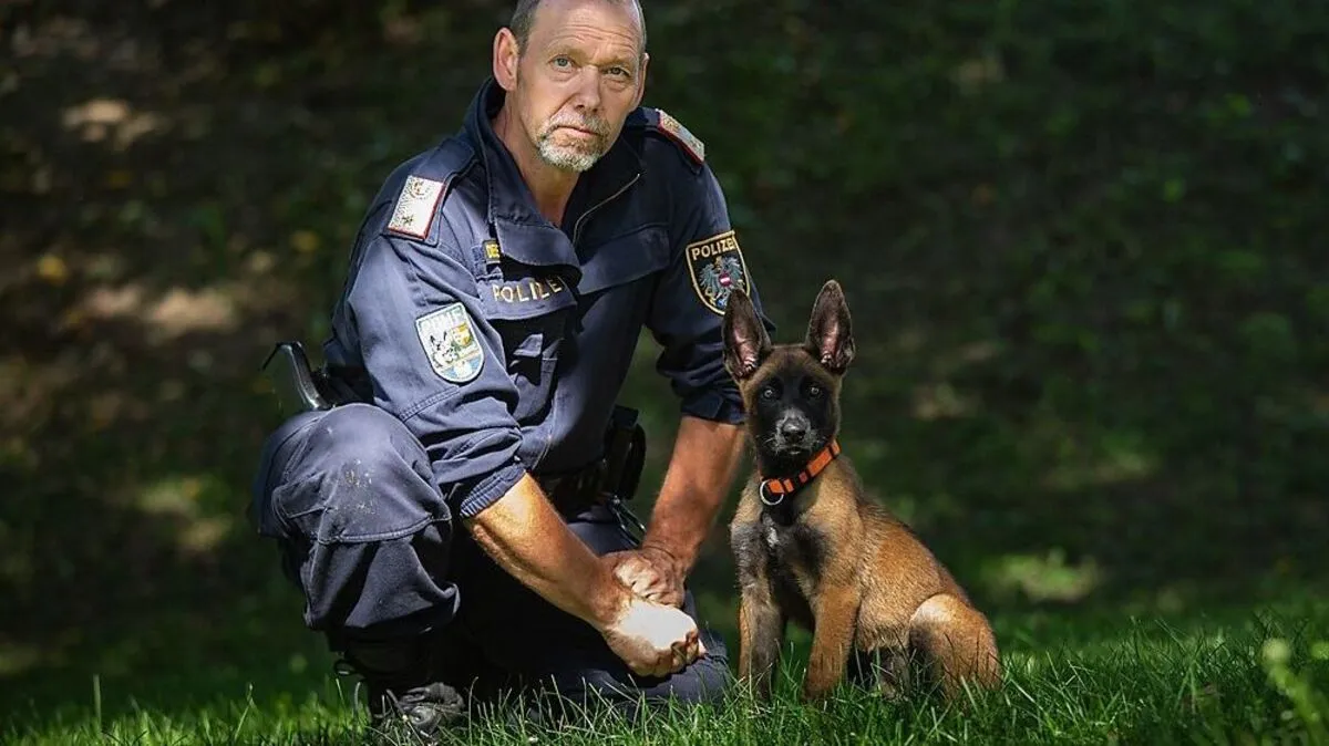 Sind jetzt ein Team: Diensthundeführer Karlheinz Londer und "Elron"