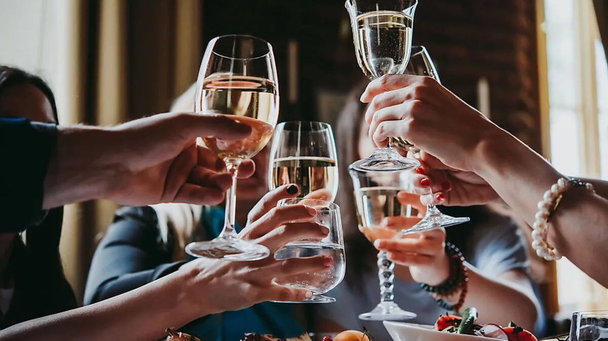 Warum sollen es genau sechs Personen sein?