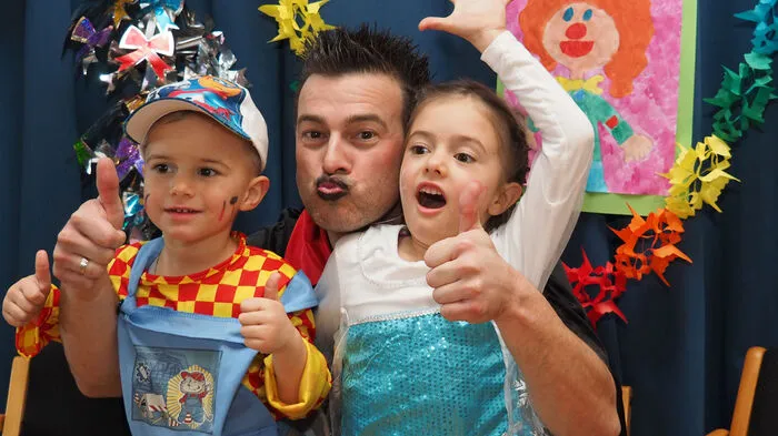 Wie im Flug verging der Sonntagnachmittag im Pörtschacher Kongresscentrum beim Kindermaskenball, den der Elternverein organisiert hatte.