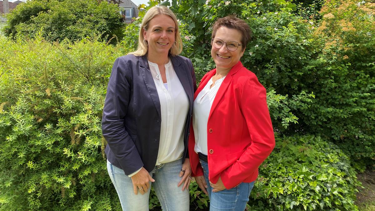 Von links: Manuela Pinter mit Elvira Steindorfer