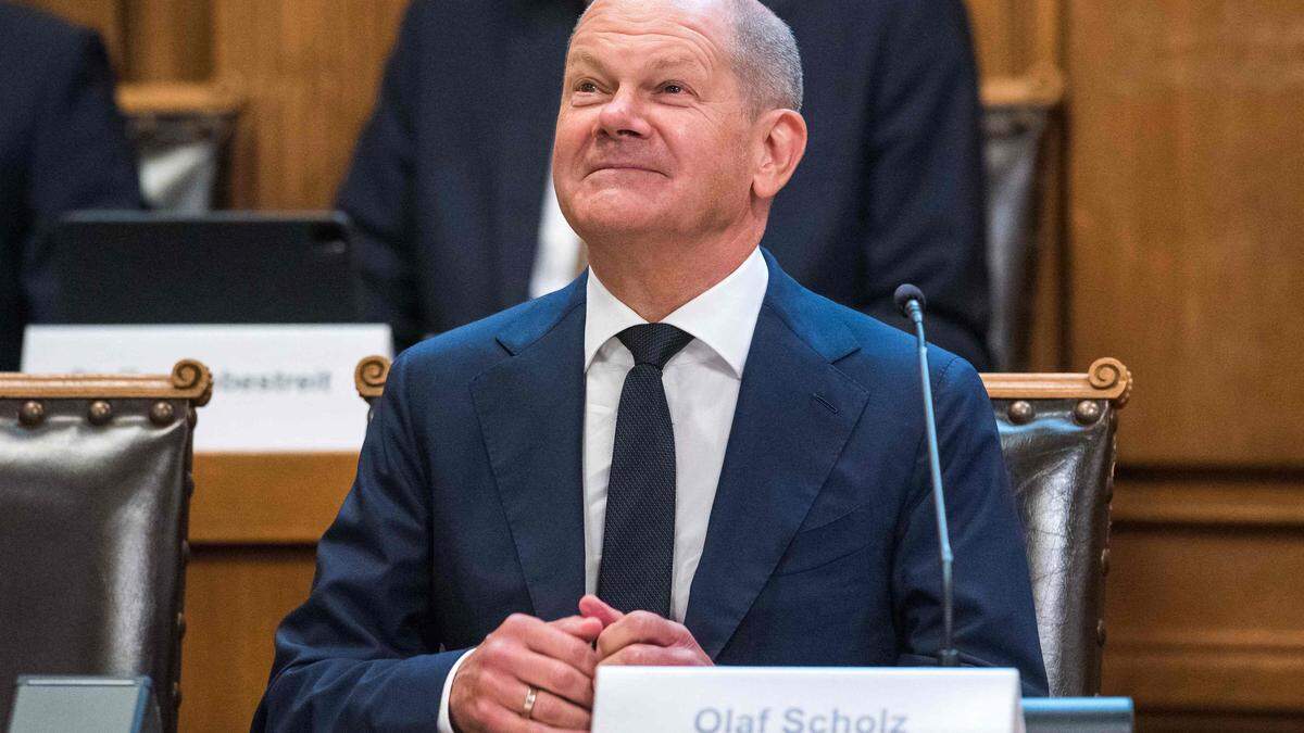 Der deutsche Bundeskanzler Olaf Scholz sagte vor dem Untersuchungsausschuss als Zeuge aus. 