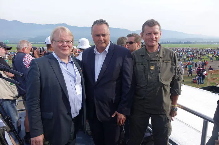Verteidigungsminister Hans Peter Doskozil mit seinem schwedischen Amtskollegen Peter Hultqvist.