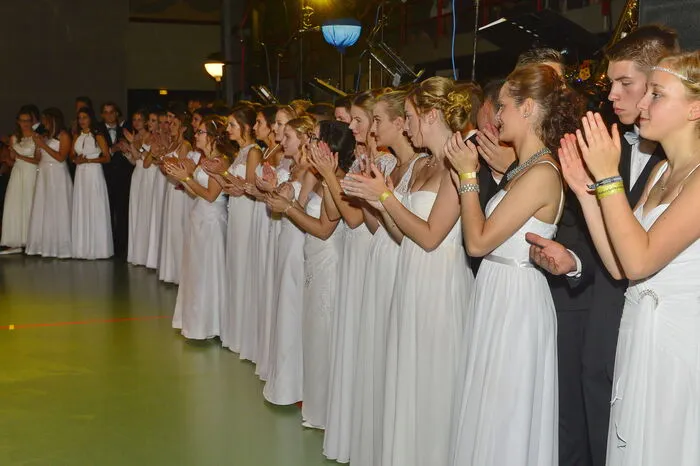 41 Maturantinnen und Maturanten luden ein, gefeiert wurde in der WM-Halle Murau.