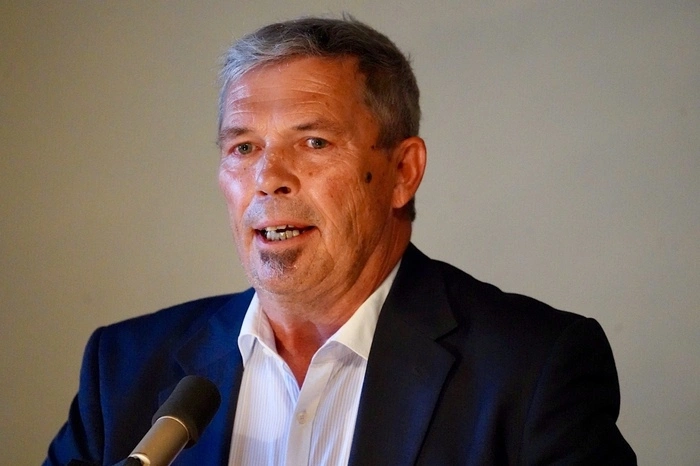 In Vertretung des Bürgermeisters: Landtagsabgeordneter Hartmut Prasch: Das Schloss Porcia bietet eine große Vielfalt an kulturellem Angebot.