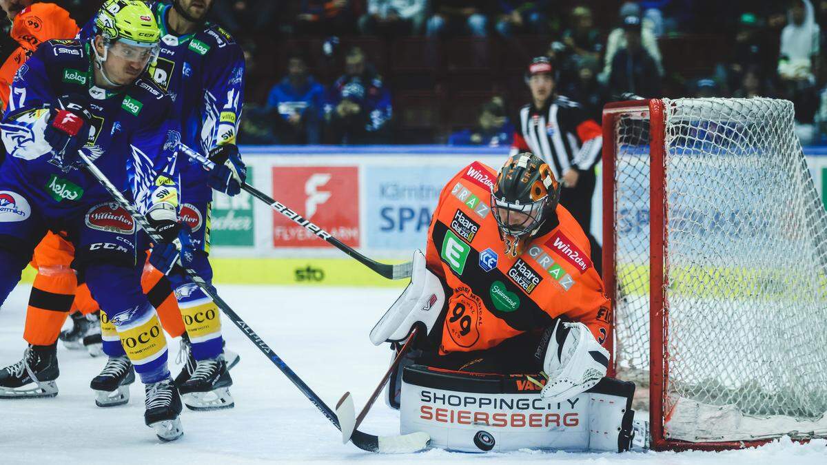 Im ersten Duell bissen sich die Adler an 99ers-Goalie Engstrand die Zähne aus	 