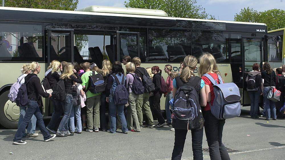 Die neuen Fahrzeiten für den ÖBB-Postbus stoßen bei vielen Schülern und Eltern auf Kritik