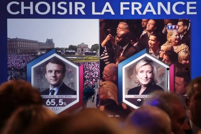 ... Der künftige Präsident will die tiefe Spaltung des Landes überwinden. "Ich kenne die Wut, die Angst und die Zweifel" der Franzosen, sagte der 39-Jährige am Sonntagabend in Paris. Sein Ziel sei es, "die Einheit der Nation zu sichern" und die Bürger wieder mit Europa auszusöhnen.