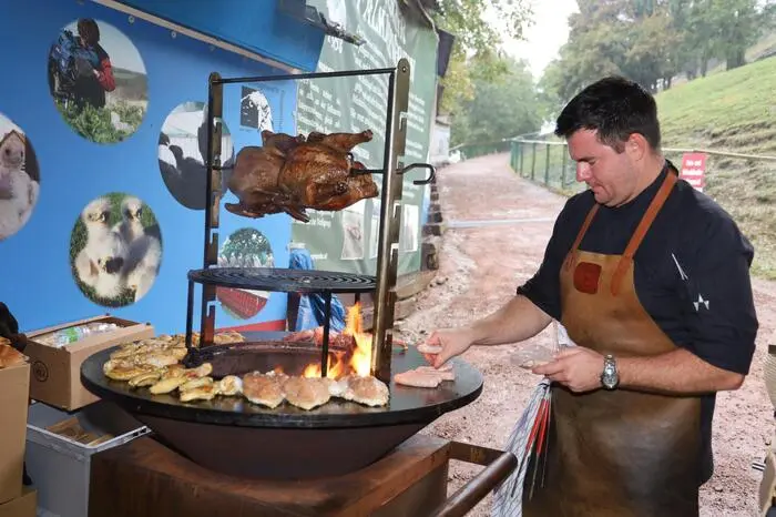 Ein „Meisterteam aus der Gastronomie“ bereitete regionale Schmankerl für die Gäste zu