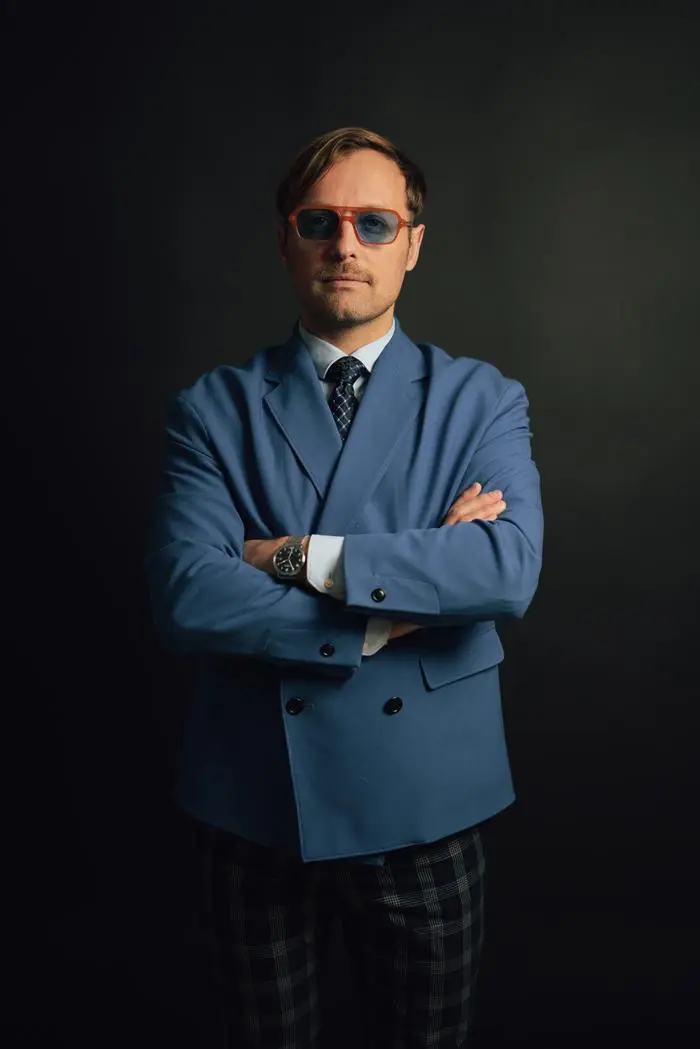 2018 machte sich La Regina als Filmproduzent selbstständig. Mit seiner Firma Stilkraftfilm arbeitet er als Regisseur, Produzent, aber auch als Vertreiber seiner Werke