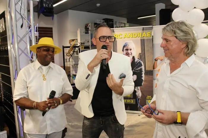 Die beiden Musiker präsentierten in Stefan Maiers „Haus der Musik“ in Rosental ihre erste gemeinsame Single, die – davon sind sie überzeugt – durch internationale Unterstützung zu einem wahren Musikhighlight werden soll. 