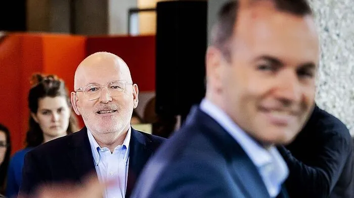 Manfred Weber hat inzwischen schlechtere Karten, Franz Timmermans noch eine Chance