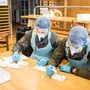 Gegenüber dem Vortag gab es 197 Neuinfektionen, das sind weniger als zuletzt. Die Massentests hatten die Neuinfektionen auf über 300 am Dienstag und Mittwoch getrieben