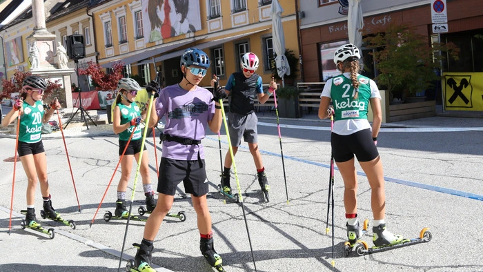 Rasantes Tempo und spannende Duelle: Beim internationalen Skiroller-City-Race wurde Bleiburg/Pliberk am Wochenende erneut zur Rennsportbühne. Rund 300 Sportlerinnen und Sportler aus Österreich, Slowenien und Italien gingen an den Start.